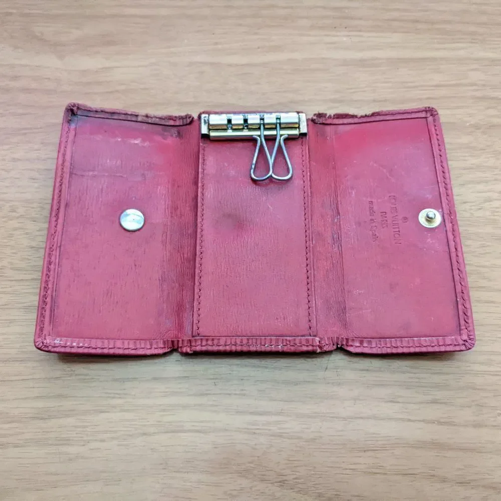Louis Vuitton Epi Key Holder/Wallet #1143💥PRICE DROP💥